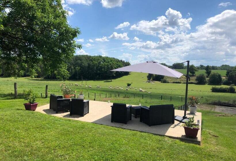 مبيت وإفطار La Ferme Du Bonheur