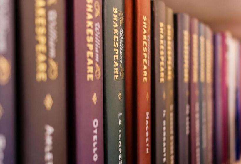 Regina Bed And Breakfast