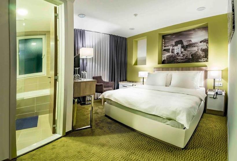 Central Hotel, Fitness And Spa