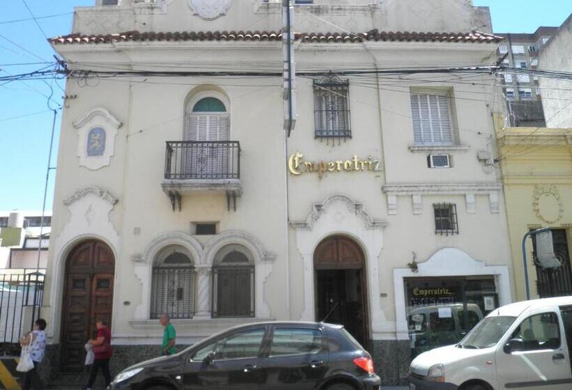 Emperatriz Hotel Familiar
