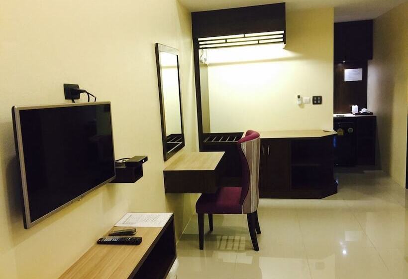 Green Adamas Resort Chumphon