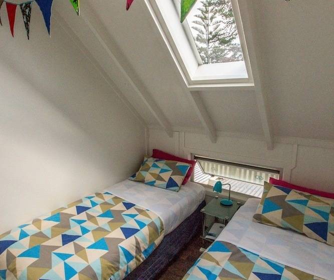 Hekerua Lodge Backpackers Hostel Waiheke Island