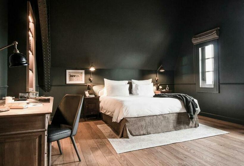 Отель 1898 The Post