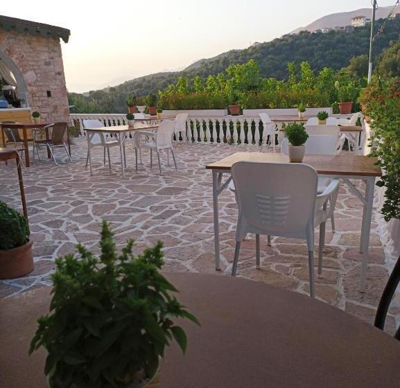 בית מלון כפרי Adrian Agustin Rooms