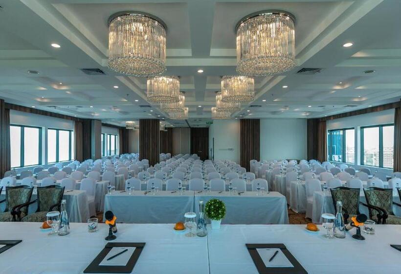 Arthama Hotels Makassar