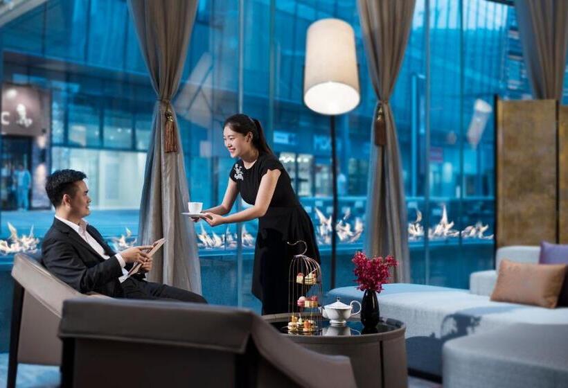 호텔 Crowne Plaza Baoji City Center, An Ihg