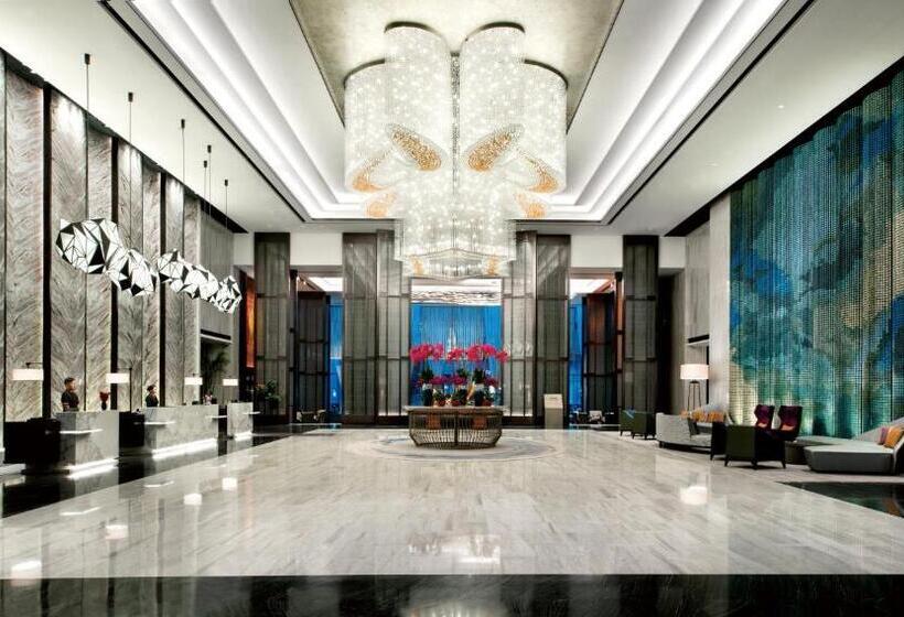 호텔 Crowne Plaza Baoji City Center, An Ihg
