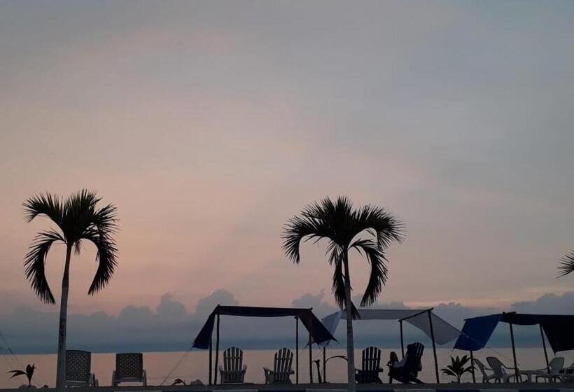 בית מלון כפרי Don Toño Tolú