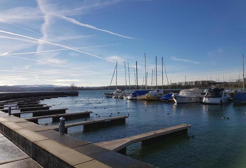 בית מלון כפרי Du Lac Grandson