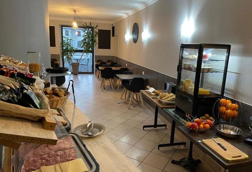 בית מלון כפרי Du Languedoc