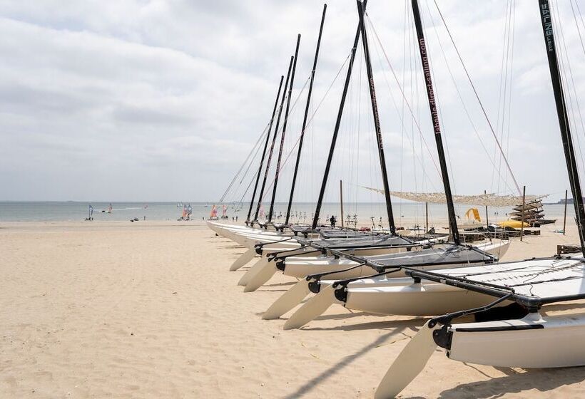 בית מלון כפרי Hôtel Miléade Les Pléïades La Baule