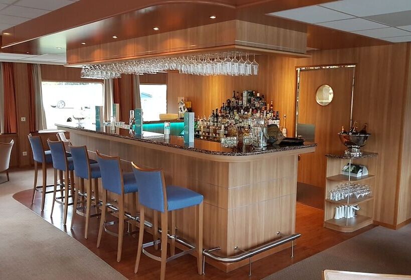 בית מלון כפרי Kabinenschiff Junker Jörg