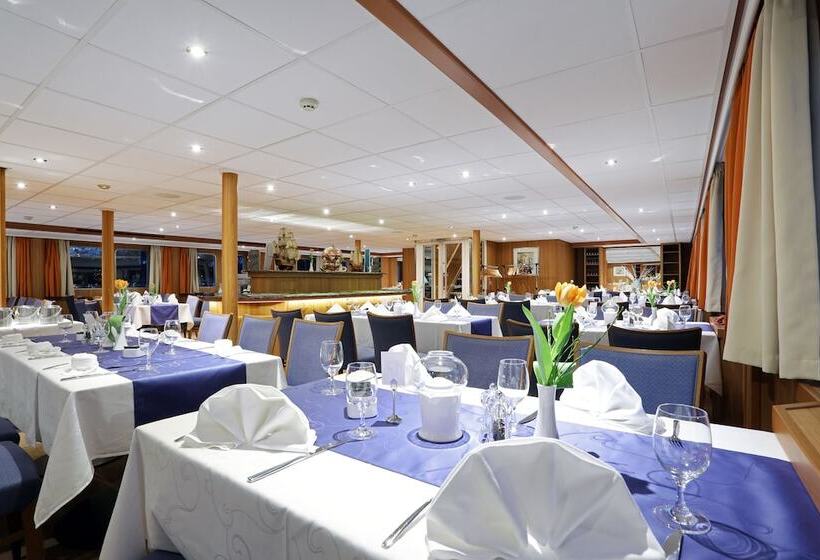 בית מלון כפרי Kabinenschiff Junker Jörg