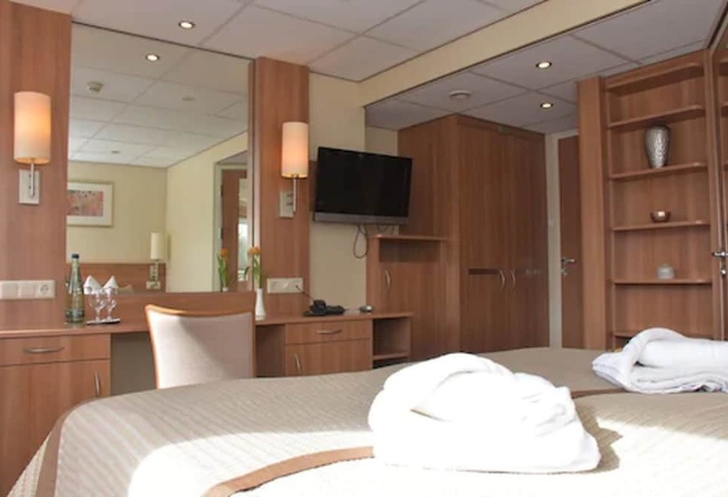 בית מלון כפרי Kabinenschiff Junker Jörg