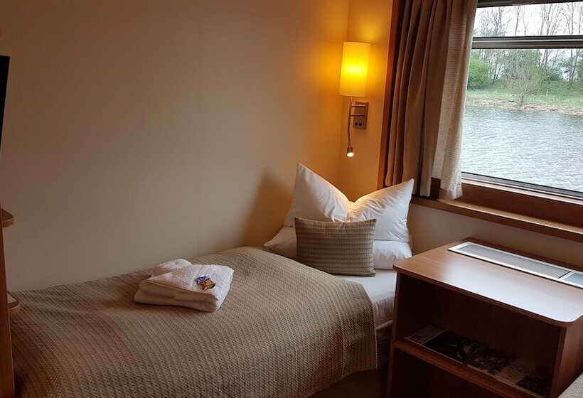 בית מלון כפרי Kabinenschiff Junker Jörg