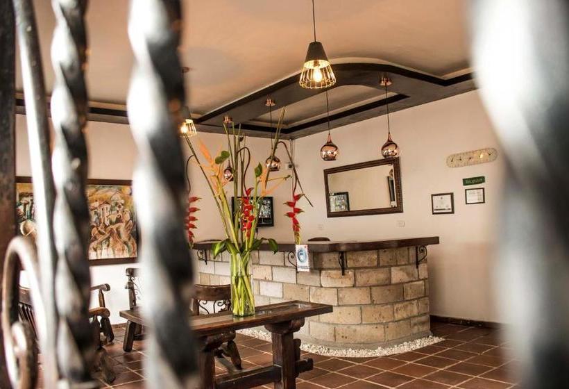 酒店 Los Portales Inn