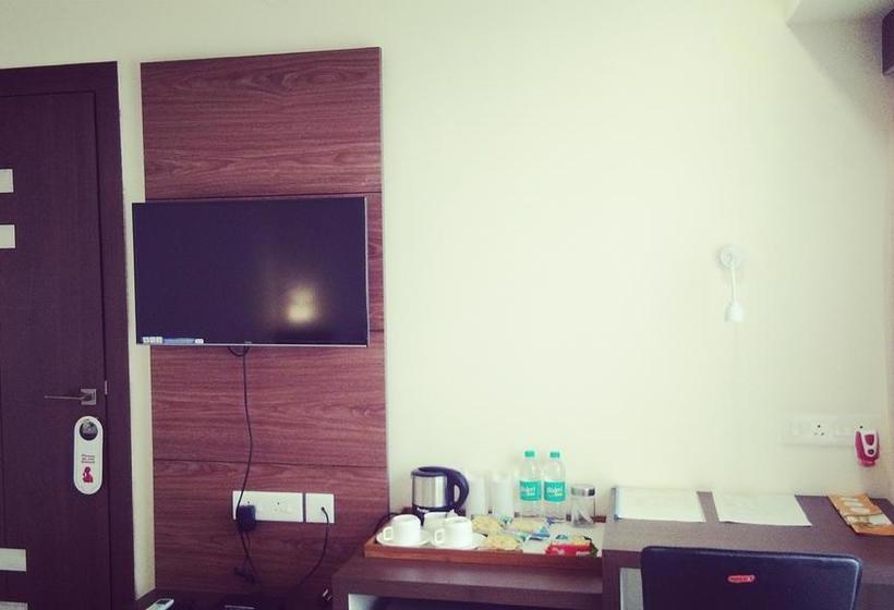 Fabhotel Park Riviera