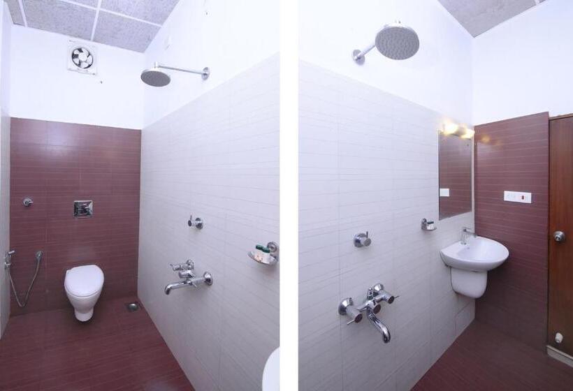 בית מלון כפרי Pearl View Residency