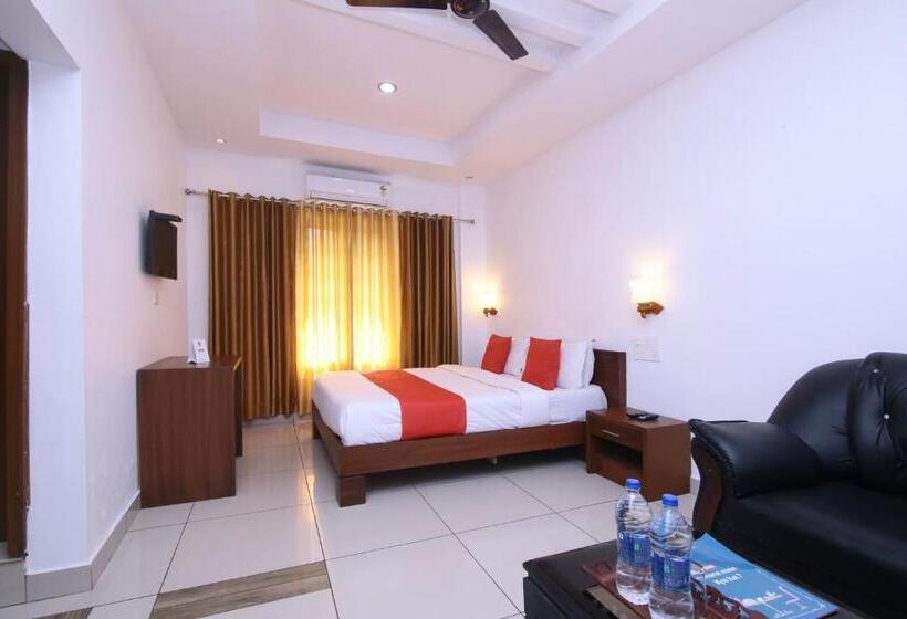 בית מלון כפרי Pearl View Residency