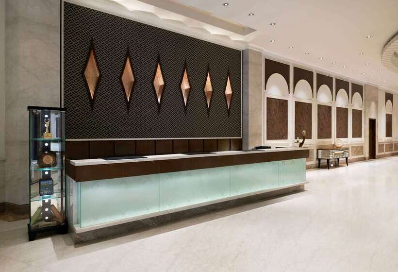 Отель Ramada Plaza Chennai