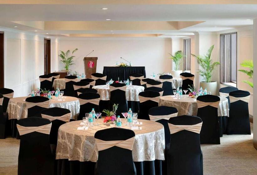 هتل Ramada Plaza Chennai