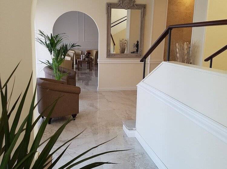 Отель Regina Margherita