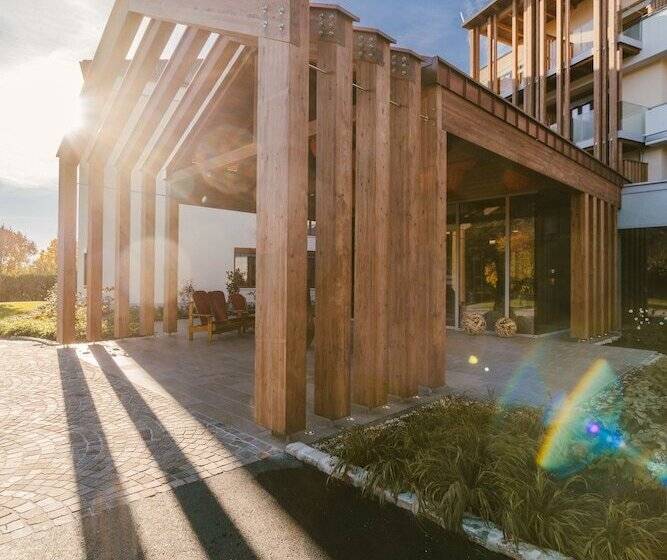 Отель Reiters Finest Family