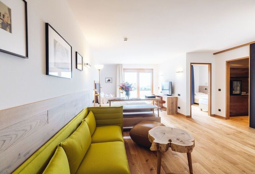 Отель Reiters Finest Family