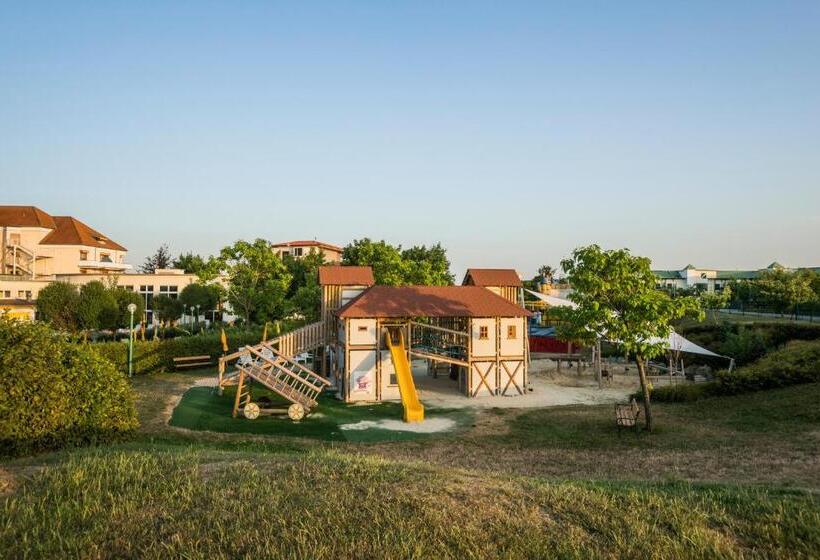 Отель Reiters Finest Family