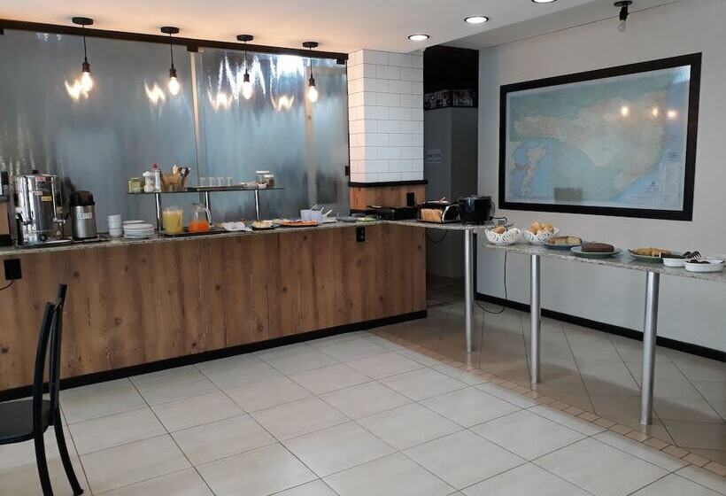 בית מלון כפרי Romanville