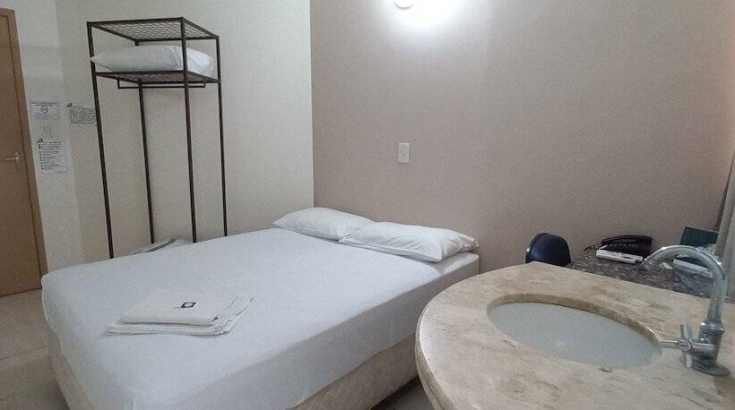 בית מלון כפרי Romanville