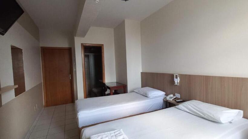 בית מלון כפרי Romanville