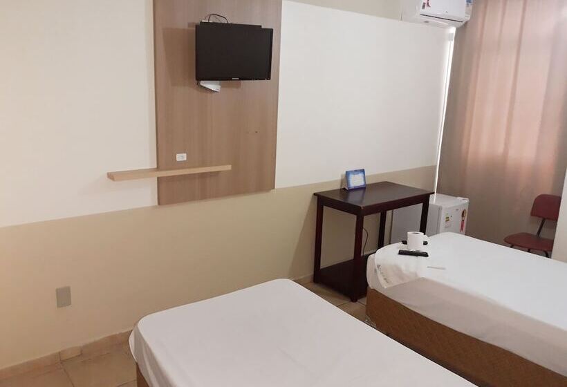 בית מלון כפרי Romanville