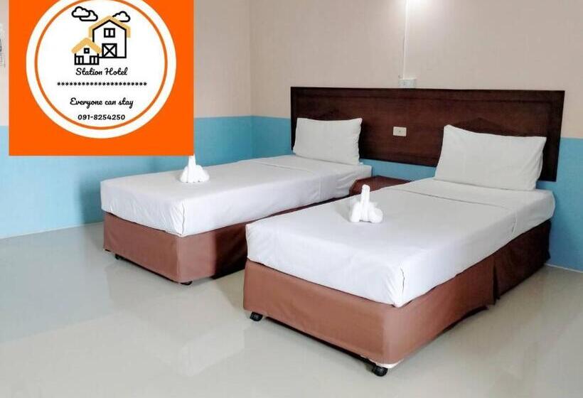 酒店 Station
