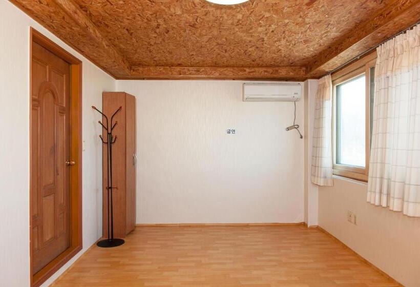 هتل Sunrise Pension