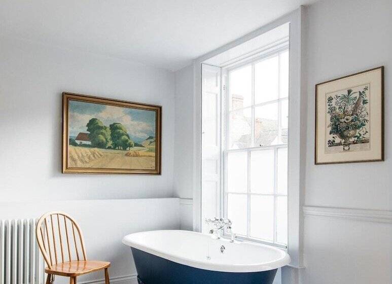 ホテル The Bower House, Restaurant & Rooms