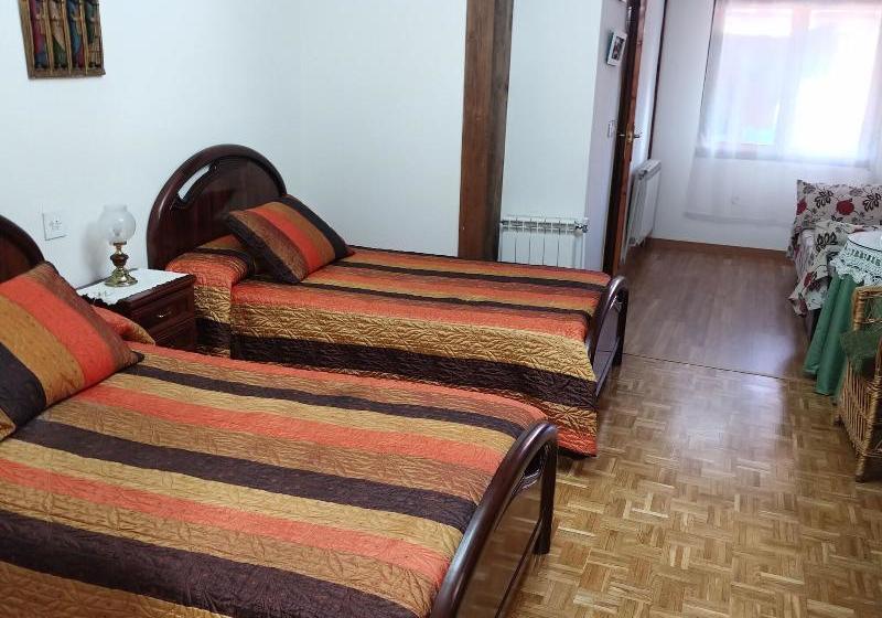 فندق The Garden House 1975 La Casa De La Pradera