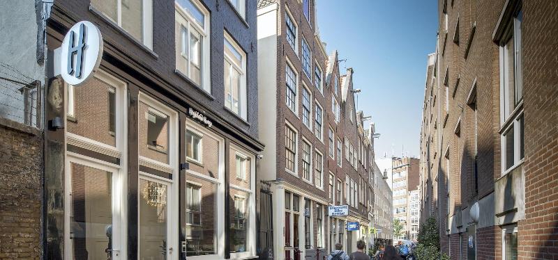 هتل The Highland House