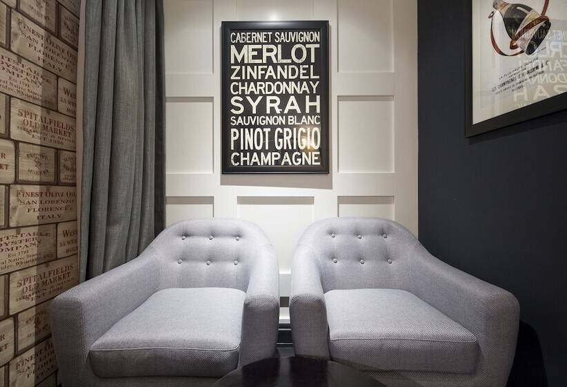 هتل The Highland House