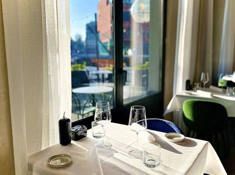 فندق U Eat & Sleep Antwerp