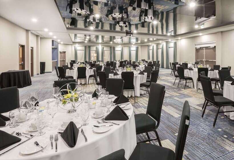 호텔 Wingate By Wyndham Dieppe Moncton