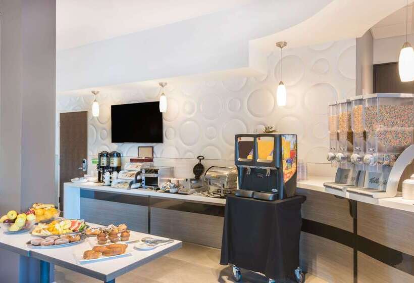 호텔 Wingate By Wyndham Dieppe Moncton