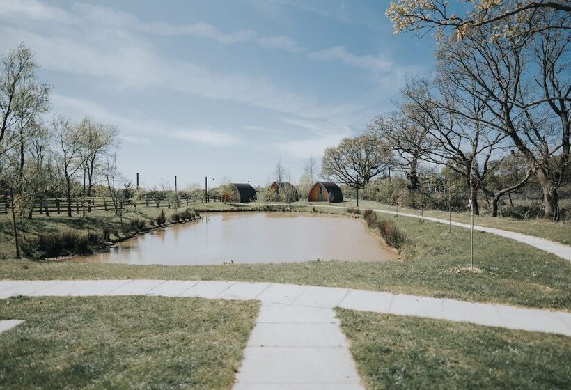 모텔 Charnock Farm