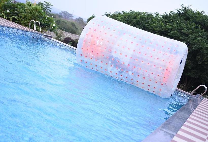 Pavanputra Clarks Inn Resort