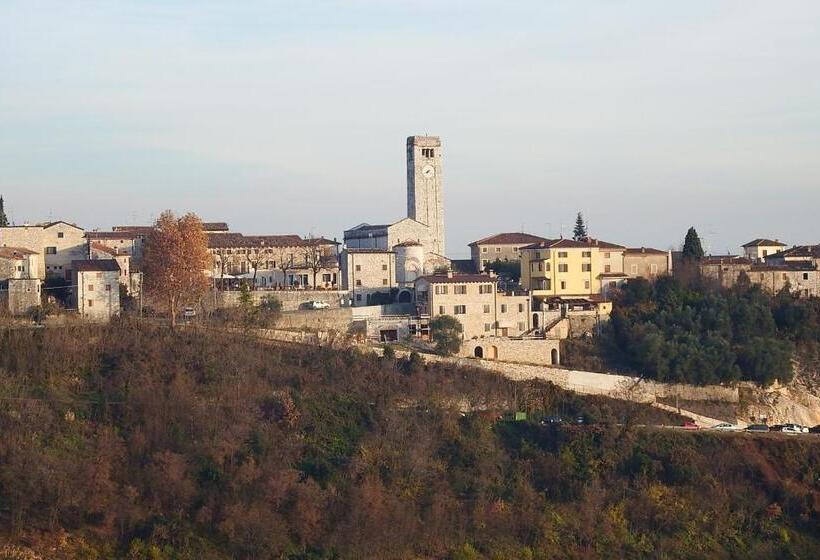 Porta Della Torre Bed & Breakfast