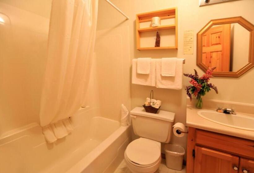 منتجع Cavendish Country Inn & Cottages