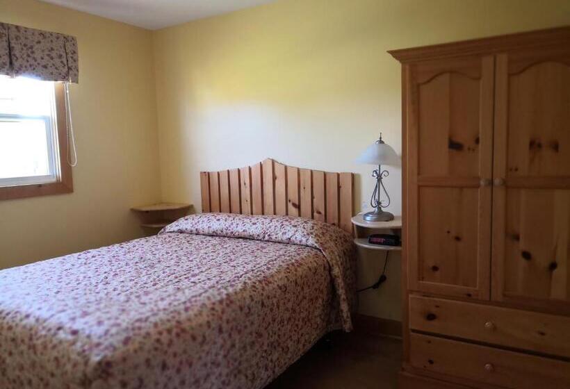 منتجع Cavendish Country Inn & Cottages