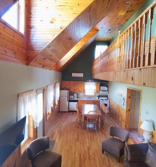 منتجع Cavendish Country Inn & Cottages