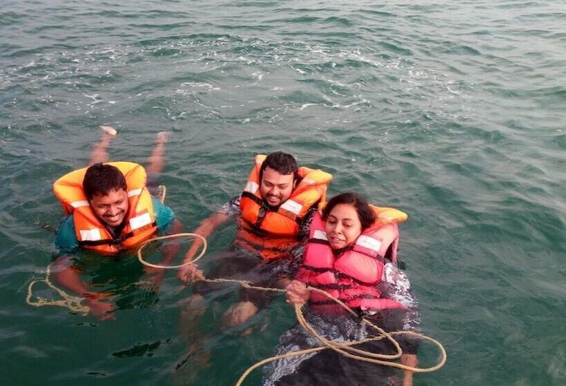 Sea La Vie Covelong Beach Resort