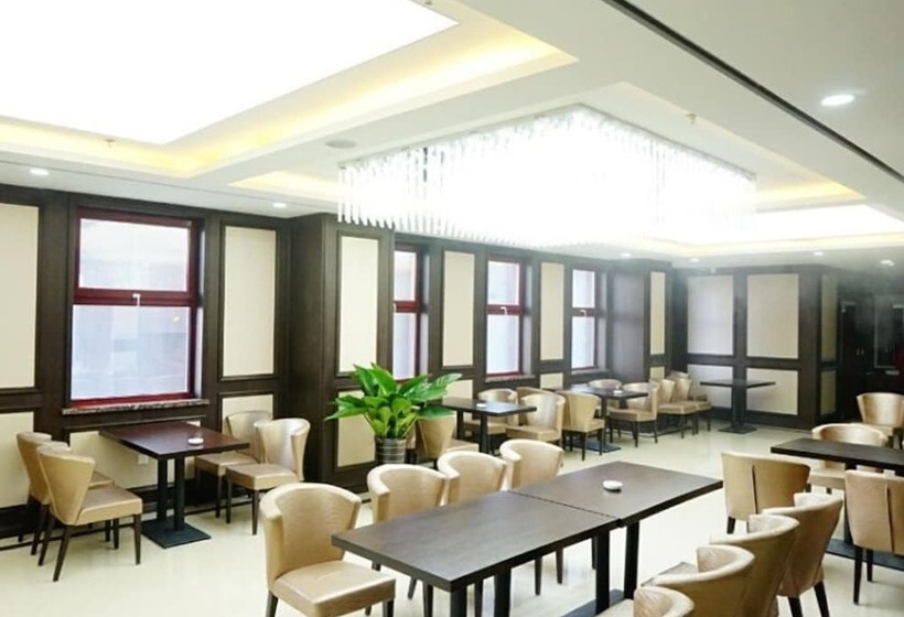 Greentree Inn Liaoyuan Longshan District Train Station Longjihuadian Hotel_